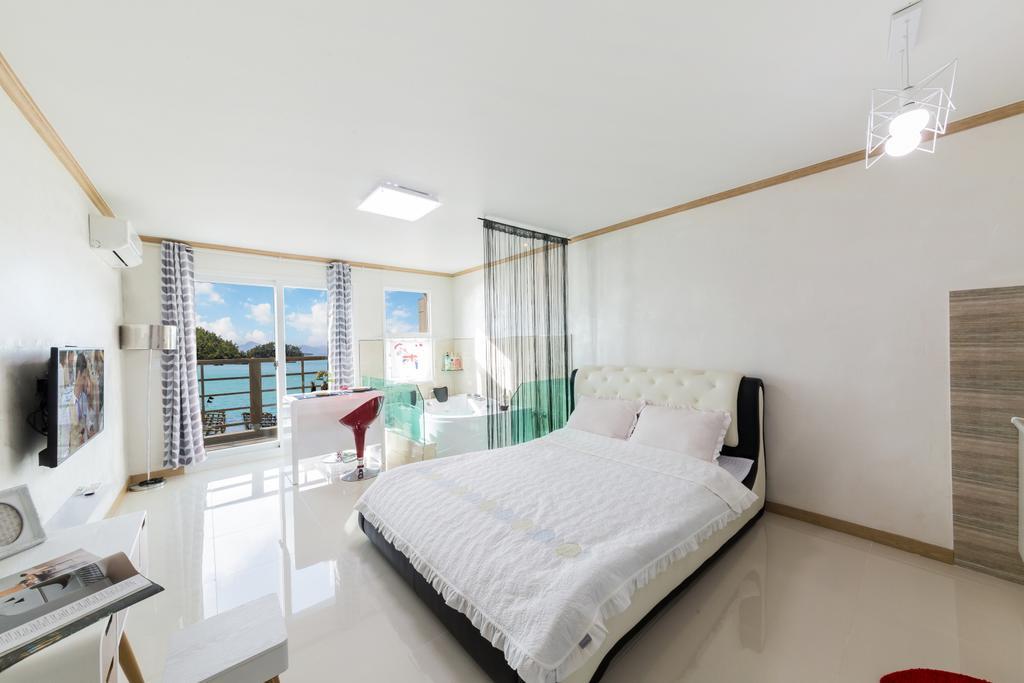 Dolsanmaru Pension Yeosu Eksteriør bilde